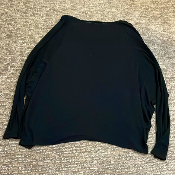 VINCE classic top dolman sleeve black shirt Great condition - Picture 6 of 8